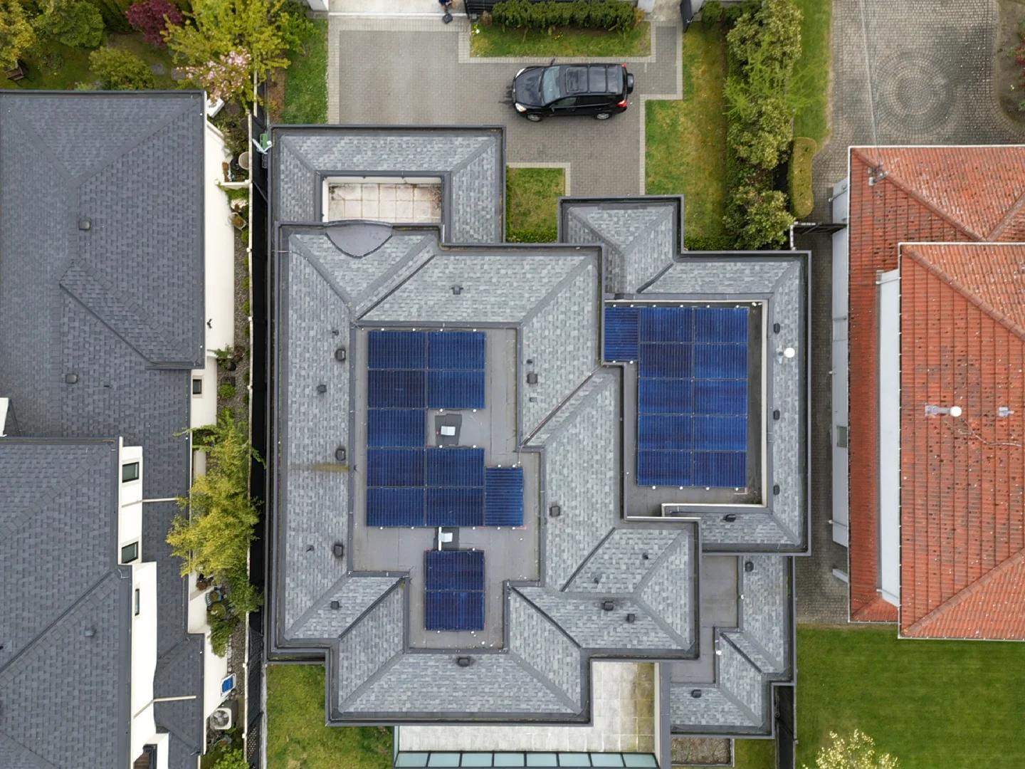 9.2KW Solar PV System, Richmond, BC