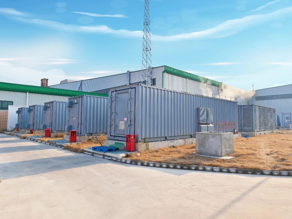 Commercial battery energy storage system for businesses